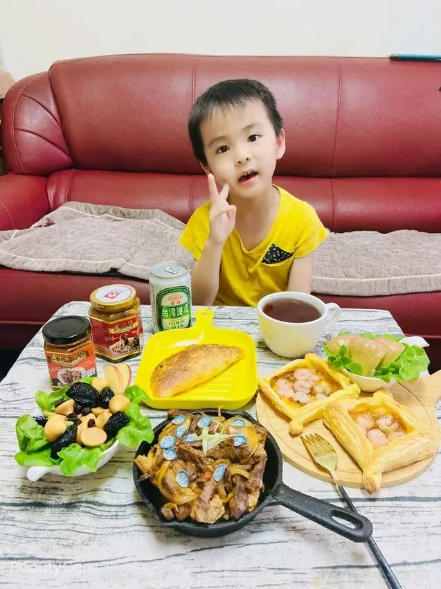 『晚餐食譜-1』台塑醬汁百搭推薦-台塑義大利醬變出 [義大利肉醬海陸蛋包]