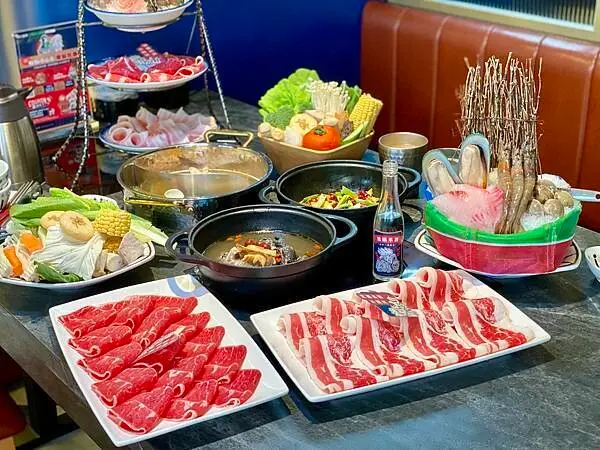 [西門町美食] 王品 尬鍋 台式潮鍋 台北西門店 蔬菜吧、霜淇淋吃到飽 #台北火鍋 #台北宵夜@蛋寶趴趴go