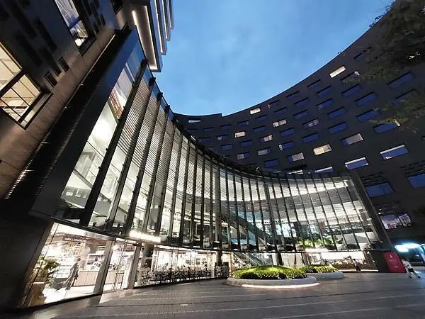 【春大直chun place】｜美食新據點 集結10多家知名餐廳的食尚地標