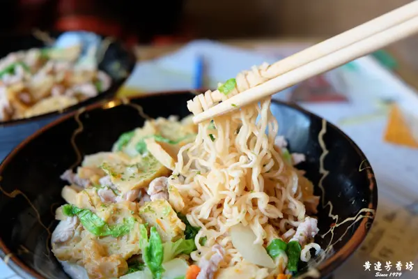 台南美食, 保哥黑輪, 炒泡麵