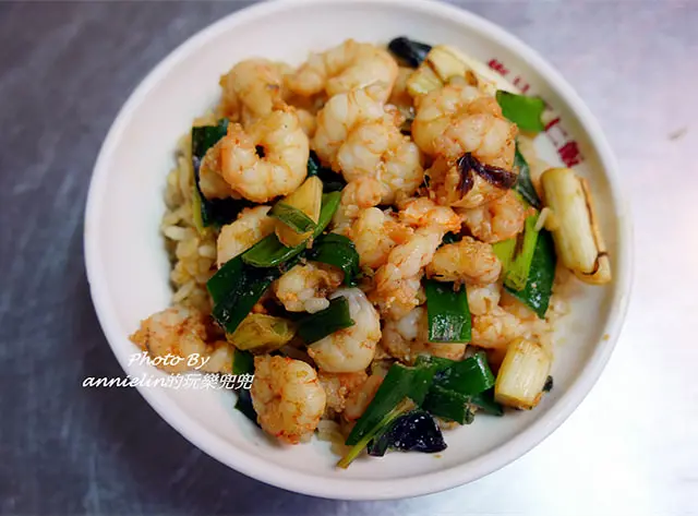 ◎【台南(中西區) 矮仔成蝦仁飯vs.集品蝦仁飯】這一碗必吃！幾十年老店的府城小吃怎麼能放過！