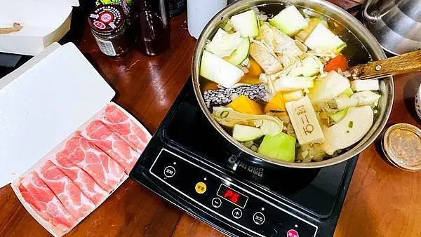 桃園火鍋推薦【石二鍋外帶】在家也可以吃王品/免費升級大菜盤＋大肉盤/最新優惠滿599即享現折100元