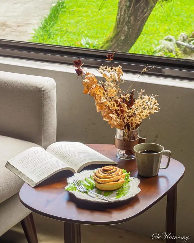【花蓮瑞穗咖啡廳】雨滴cafe 花東縱谷隱藏版咖啡店 可遇不可求的平價肉桂捲 靜盧花園 靜嫻烘焙 - Mys旅人誌