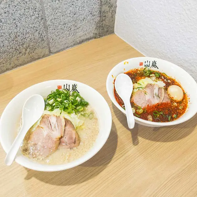 板橋美食。山嵐拉麵  新埔站濃厚豚骨風拉麵  來自北海道札幌的美味