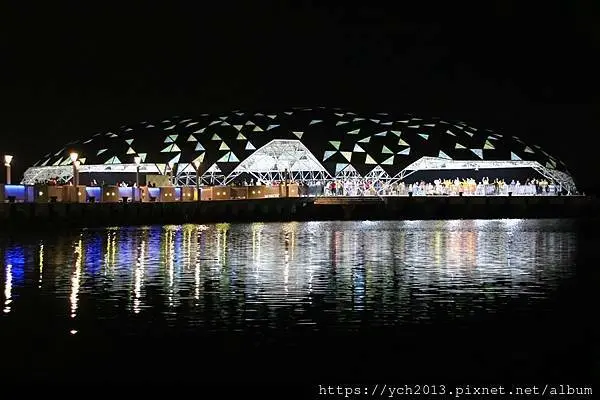 屏東東港景點／大鵬灣巨蛋／東津巨蛋／大鵬灣濱灣公園碼頭與丹堤咖啡館