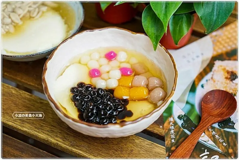 范力人豆花剉冰║文青小攤專賣手工嫩豆花、手工黑糖剉冰，呷涼抗酷暑非他莫屬！！