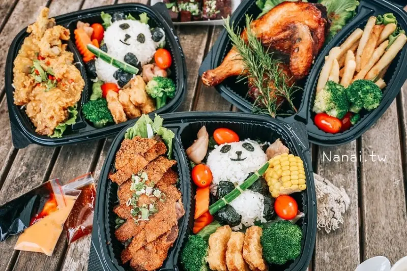 新品熊貓主題餐盒搭配炸霜降牛排萌度指數爆表、迷迭香烤半雞允指回味，熊貓食堂