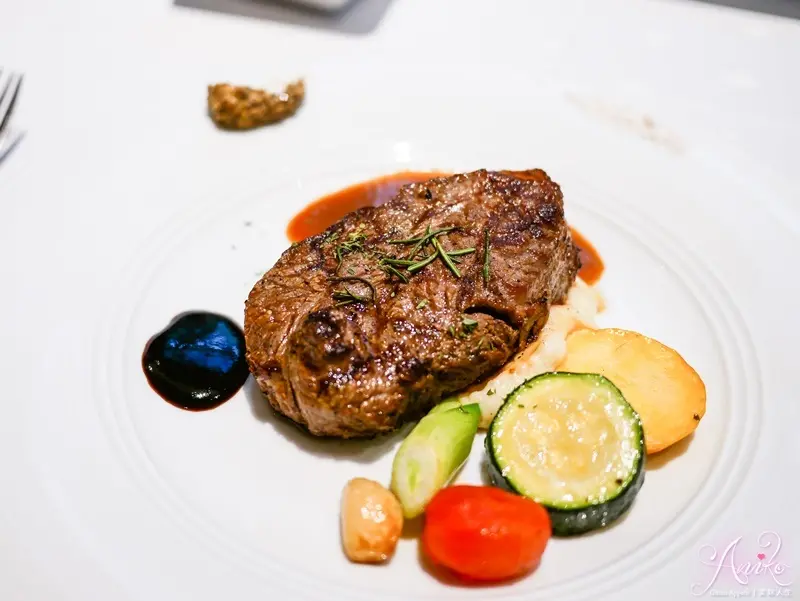 【台南美食】轉角餐廳。台南約會餐廳～高CP值百元商業午餐，不限平假日都能享用 - ANIKO 艾妮可美味人生