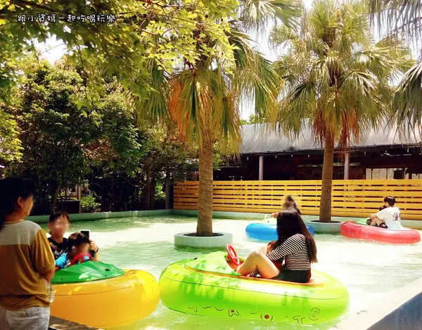 【桃園親子景點】向陽農場 向日葵花海 免門票 暑假親子旅遊熱門景點 採花玩水烤肉焢窯樣樣有還可以餵小羊