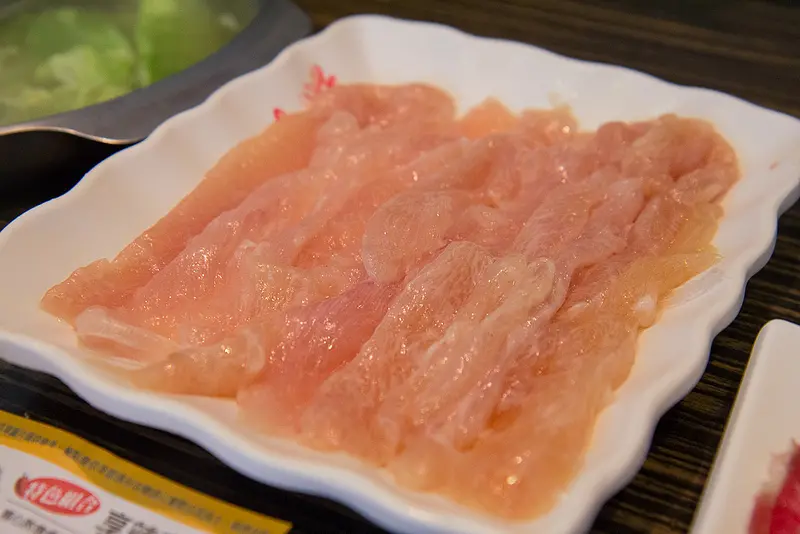 [美食] 台南 阿官火鍋 怡東店 食在真功夫，湯頭好肉質佳