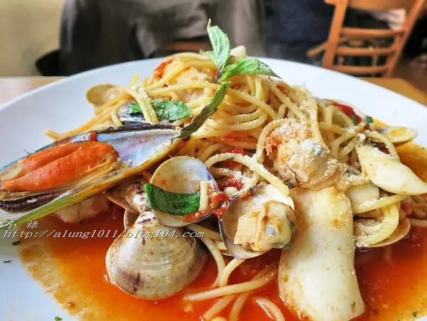 成大商圈/綠橄欖義大利麵              