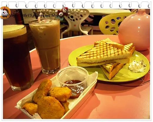 V66輕食咖啡 設有兒童遊樂區的胋心咖啡廳