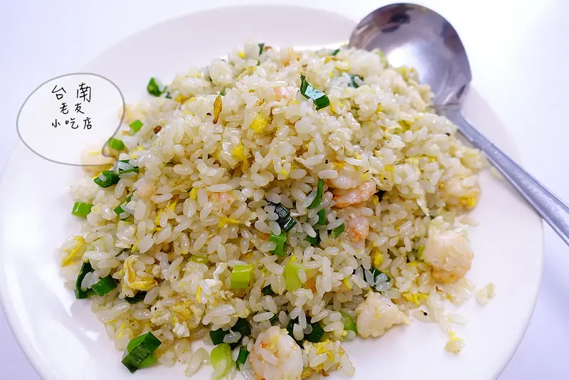 【台南美食】老友小吃店 in 台南北區‧國際名導李安愛店之一！│成大│台南美食│