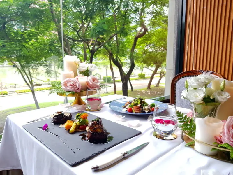 《高雄美食》安多尼歐 The Premium Steak for Connoisseur❤愛河畔的小法國~約會餐廳，法式牛排館｡