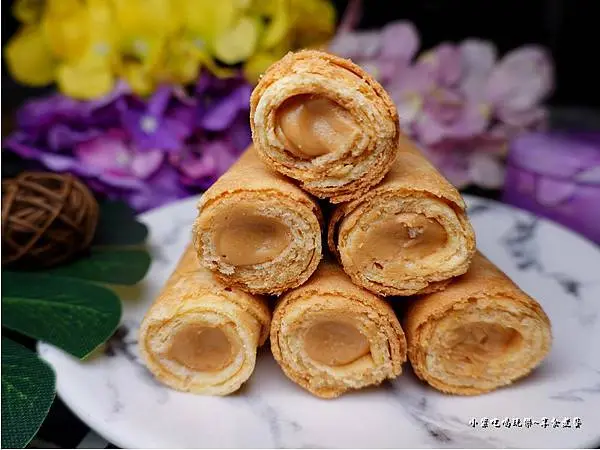 大甲美食/人氣團購宅配美食【台灣女神】5種口味法國奶油厚蛋捲/花生芝麻肉鬆夾心厚蛋捲；低糖酥鬆"法式曲奇餅"(食記+MENU)