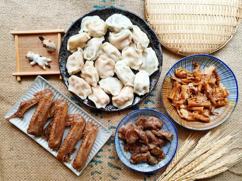 【宅配美食】盛記水餃 冰鎮滷味 特選台灣豬肉 主廚水餃真材實料好味道