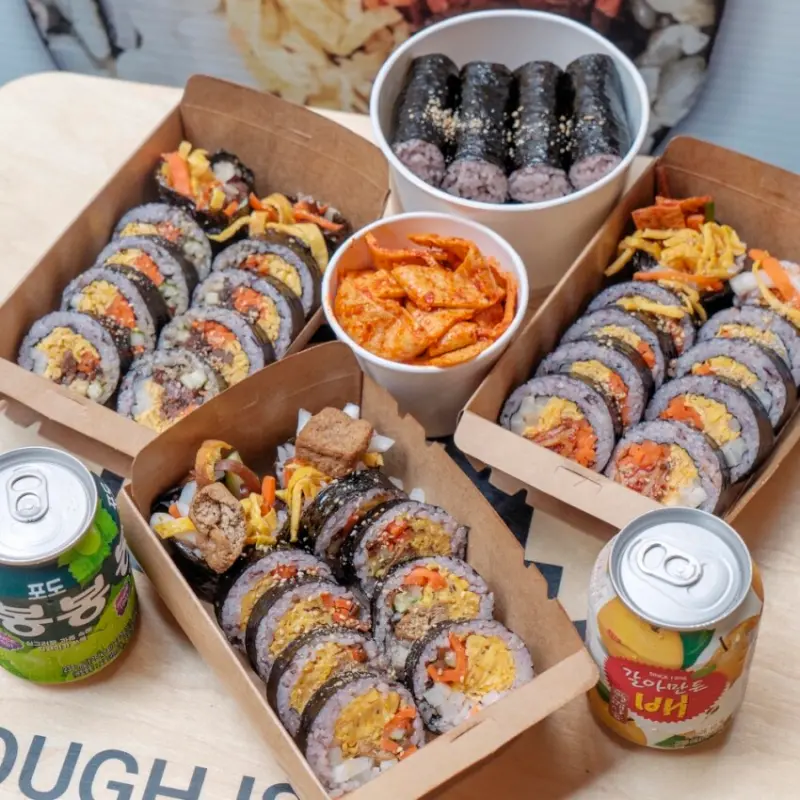 台北晴光美食 紅gimbap 韓式飯卷｜野餐、派對首選！來自韓國夫妻好手藝，超道地「韓式飯捲」口味豐富多變～