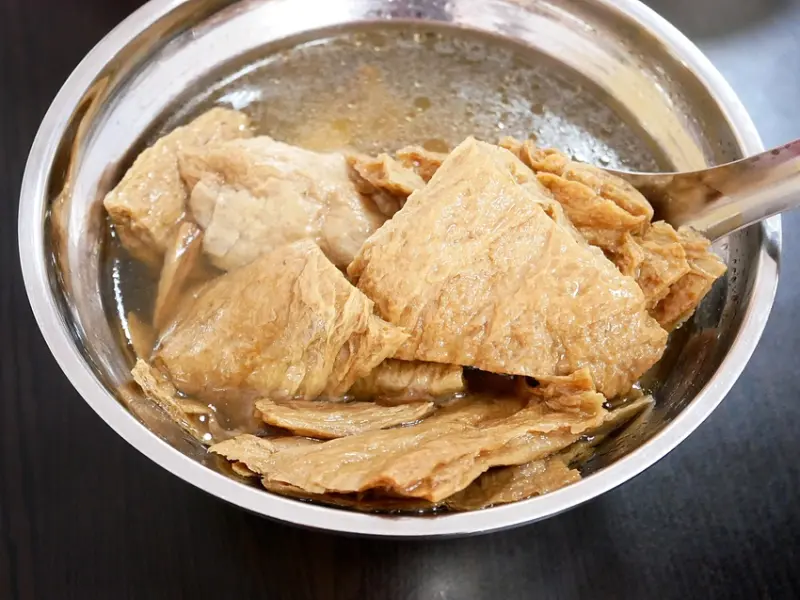 南投埔里素食早午餐，凌晨四點半就開賣，超多產品都很熱賣-張素食早點