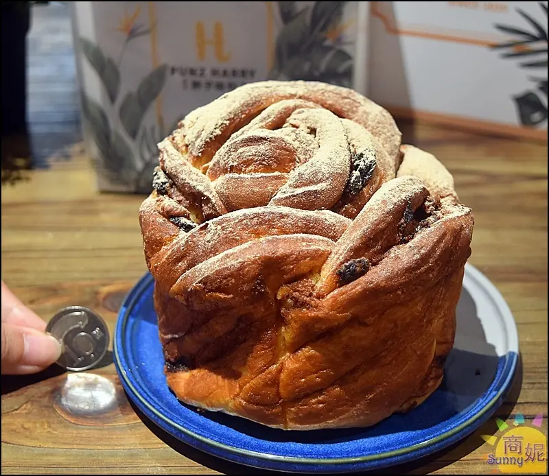 胖子哈利。超浮誇巨無霸肉桂捲.厚切生吐司三明治!全台首家自製麵包南洋早午餐優惠超多-商妮吃喝遊樂