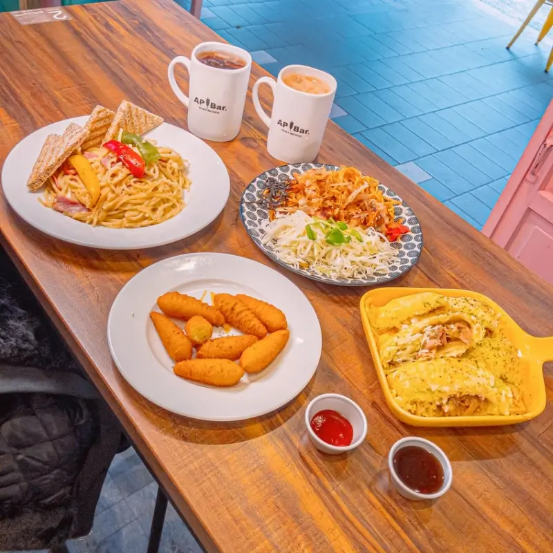 馬卡龍藍綠色系早午餐，價格親民、高CP值的小資族早午餐 | 【台北 中正區】早安亞譜 延平店