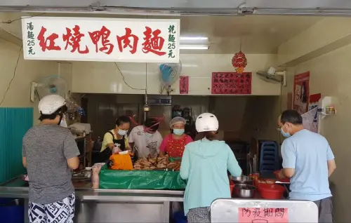 超推下飯又下酒的滷菜-嘉義光華路紅燒鴨肉麵