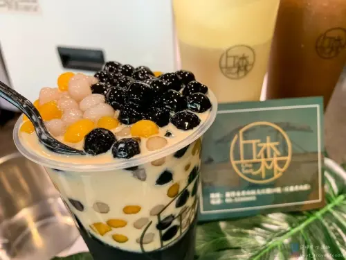 【2021香山區飲料推薦】丘森茶室香山店。重乳白玉璽每日限量20杯手作奶蓋，下午茶來一杯！最新菜單