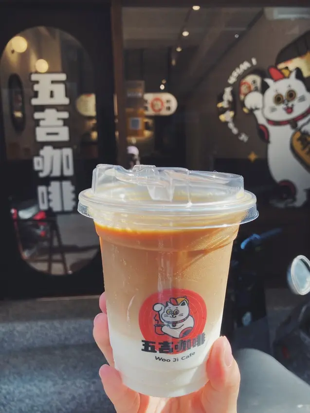 五吉咖啡 woojicafe _ 信義區松菸周邊咖啡廳,討喜可愛的招財貓插畫超可愛!!