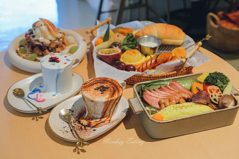 TIKIYALO鐵枝路咖啡交易所│台中車站人氣咖啡館，必點髒髒咖啡、發霉奶茶，台中早午餐推薦