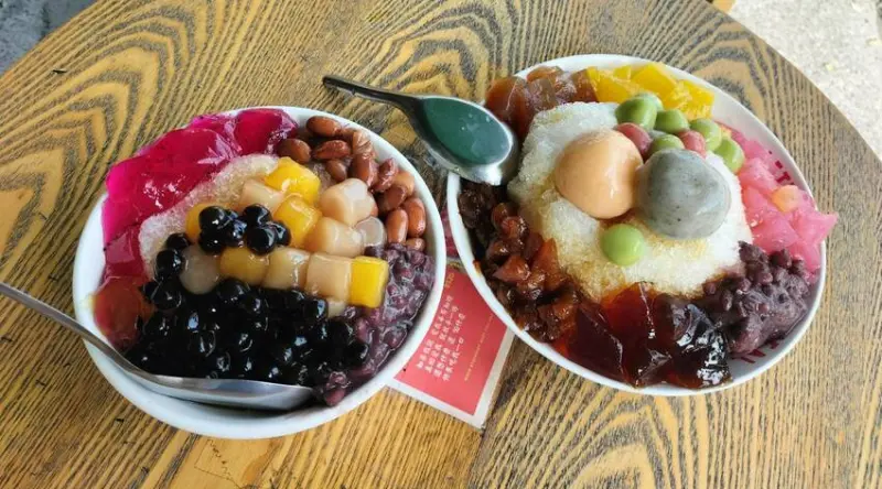 天然食材手工製作-老師傅古法手搗彩虹粉粿冰