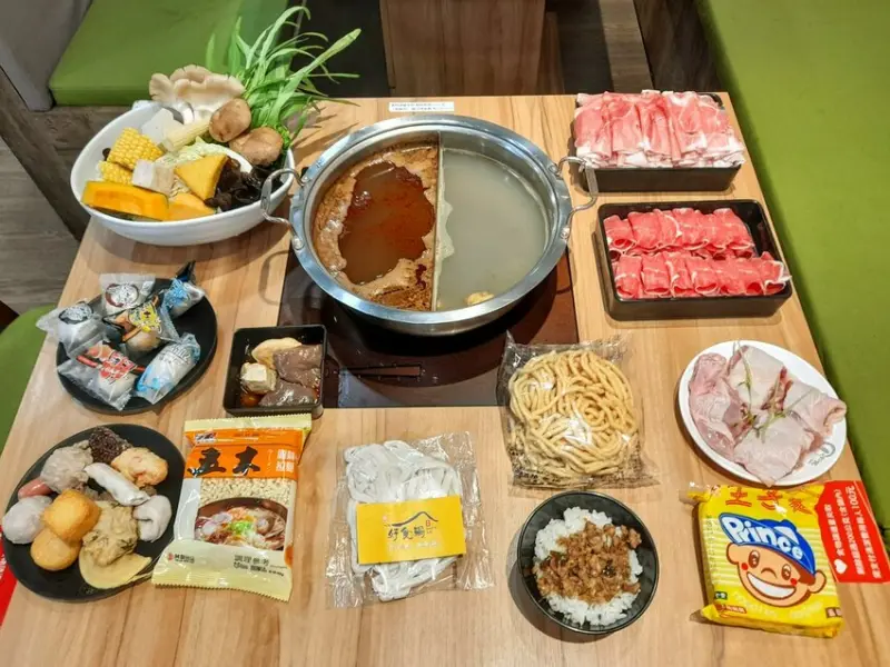 【美食】「好食鍋吃到飽涮涮鍋 土城旗艦店」，土城火鍋吃到飽推薦、平價火鍋吃到飽推薦 (附菜單價位)
