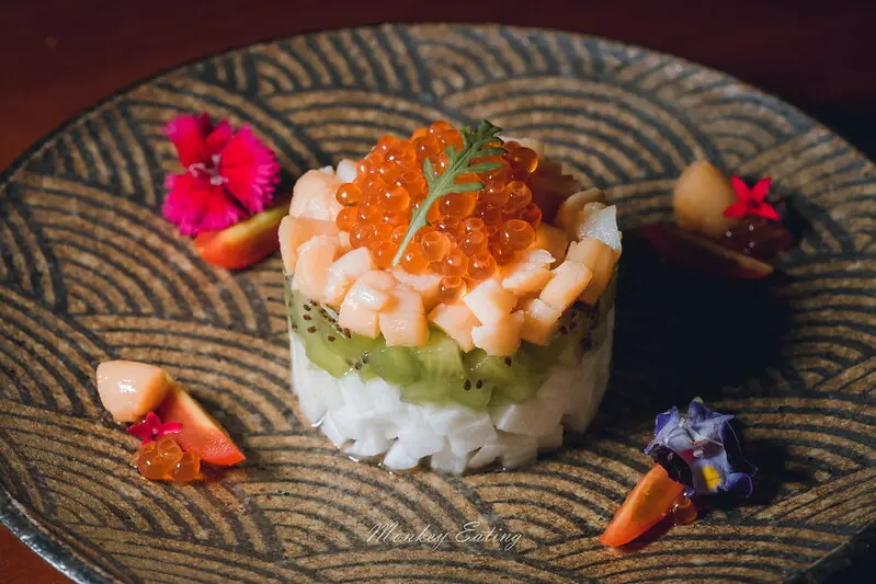 台中團購美食推薦！網路爆夯的幽靈鮭貝醬，7種鮭貝醬料理作法分享。拌飯、沙拉都超美味