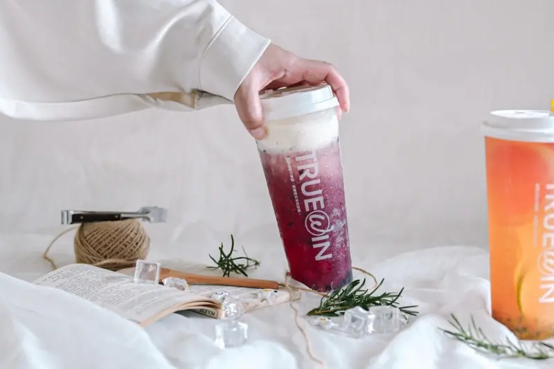 初韻 汐止建成店：飲料界網美IG人氣打卡繽紛水果茶，願你幸韻每一天 /台北飲料店推薦(菜單)/外送 @女子的休假計劃