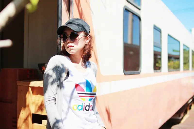 桃園景觀餐廳/龍潭路帝斯美式餐廳，龍潭唯一的火車主體餐廳，火車迷快朝聖吧！ - Ann‧榜哥‧生活事務所