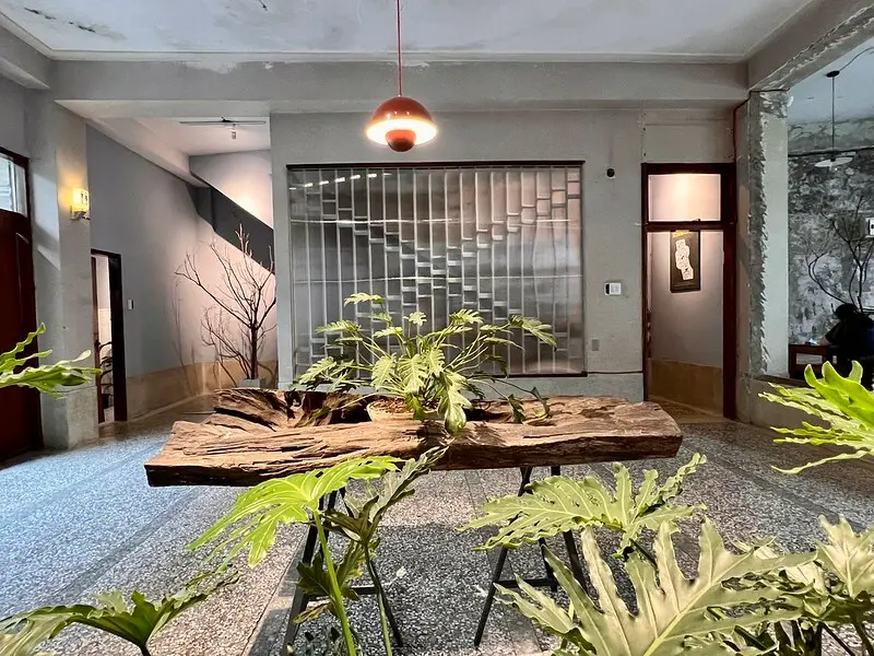 【台灣，嘉義市，東區】到醫院吃豆花？老房子內的嘉義豆花老店“桃城豆花-光華路店“。ʌ