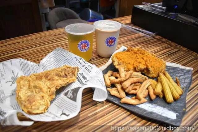 台北師大夜市美食。怪獸小雞排（師大店）。享受邊逛夜市享受美食的樂趣 -  就是這樣。吃喝玩樂。愛漂亮部落格 - FashionGuide 華人時尚專業評鑑