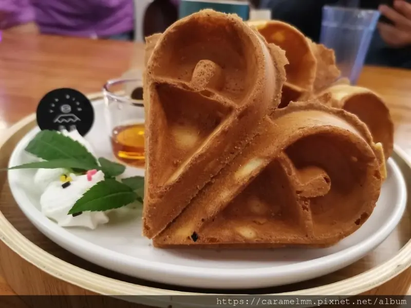 【雲林古坑】雲頂咖啡 華山咖啡 雲林古坑景觀咖啡 網美聖地 庭園造景.兒童遊戲區 雲林夜景 咖啡 甜點 簡餐 火鍋 花茶