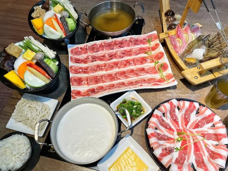 【桃園火鍋食記】太上正和昆布鍋物 - 冬天就是要吃火鍋！牛奶控必點牛奶起司湯！桃園火鍋推薦/桃園美食推薦/桃園宵夜推薦/桃園中正路美食