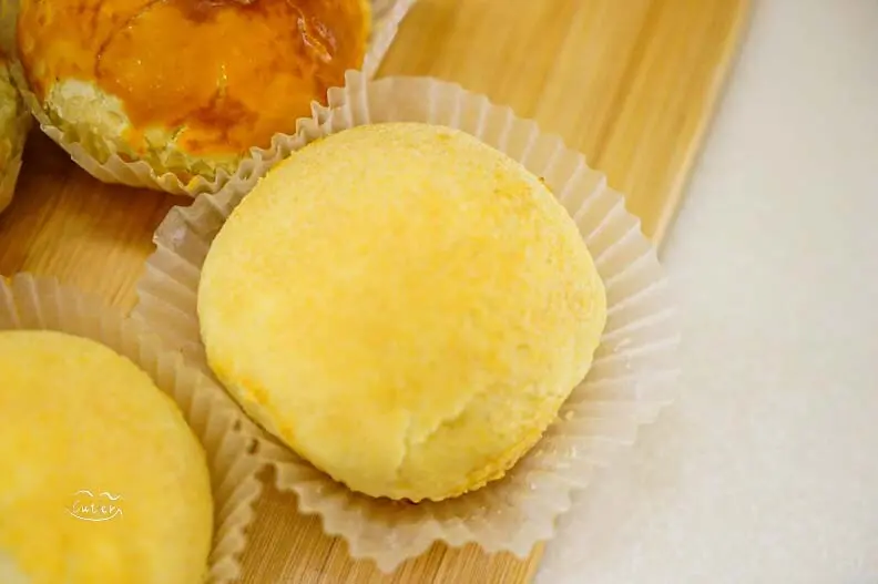 台北永和王師父餅舖 金月娘、蛋黃酥都是別人三倍大！中秋月餅推薦/台北美食/蛋黃酥推薦