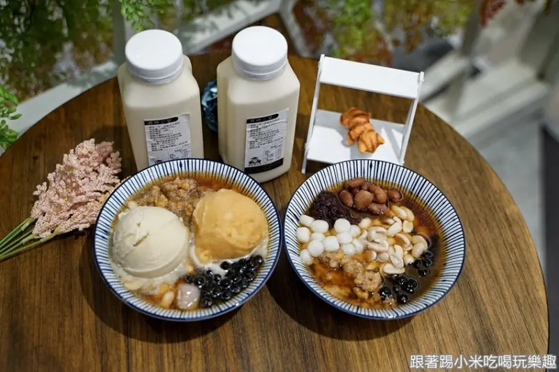 新竹古早味多料豆花來到巨城SOGO囉！獨家薑汁冰沙配豆花只有好豆味才吃得到！