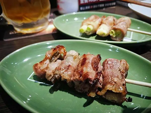 下班後小酌兩三杯的好地方、 老字號日式居酒屋～芙蓉鳥燒。