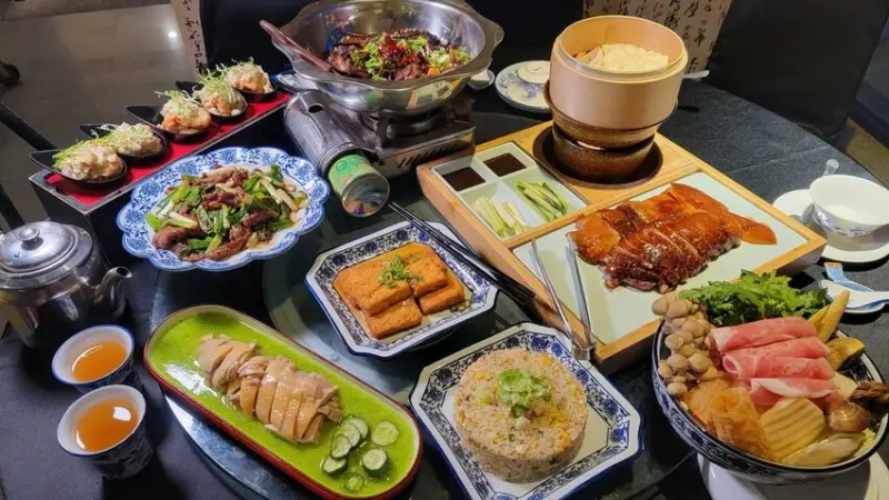 台南聚餐推薦 永康美食 超人氣川菜館歡聚宴客都適合!!!必點烤鴨乾鍋三吃套餐!! La時尚川菜永康店