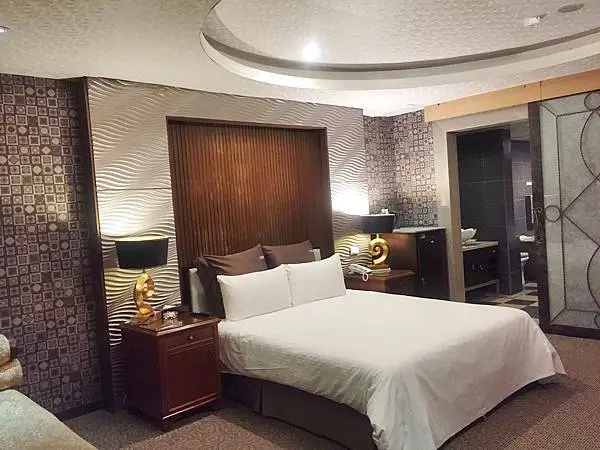 水晶溫泉汽車旅館 典雅整潔 CP值高 新竹北區南寮住宿推薦 Crystal Sauna Motel