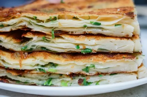 跳躍的宅男 - [花蓮美食]孔記小館重新營業 4月份菜單及營業模式都改變 最開心是蔥油餅開賣!