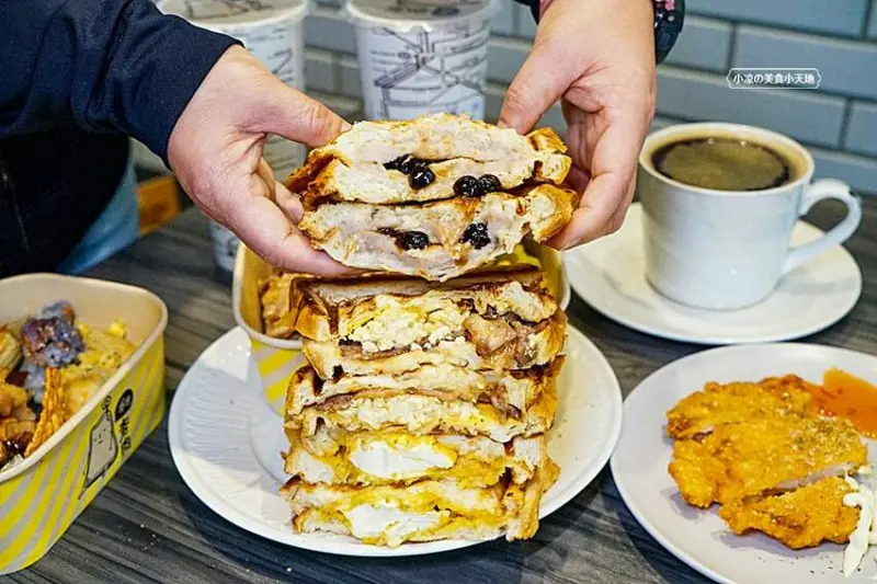 新開幕！科博館必吃早午餐，厭世夯肉丹麥吐司熱壓夾肉近30種鹹甜口味超驚喜，還有低GI健康餐盒，早餐就是要吃的夠滿足！