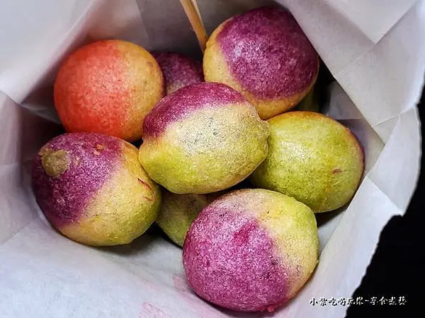 捷運頂溪站美食【永和樂華夜市小吃推薦】開心城地瓜球/撒旦牛滷味/郭記麻辣臭豆腐/家鄉碳烤雞排/何佳佳蔥油餅(食記陸續更新....)