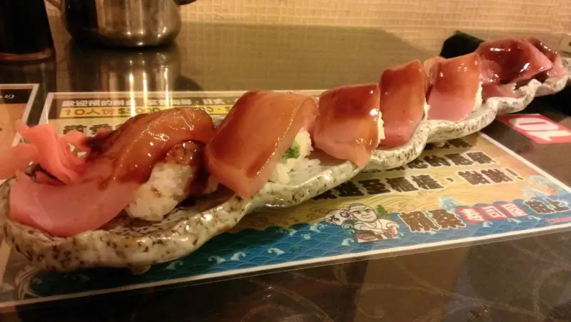 [花蓮市]賴桑壽司屋--超霸氣厚切生魚片握壽司--踢小米食記