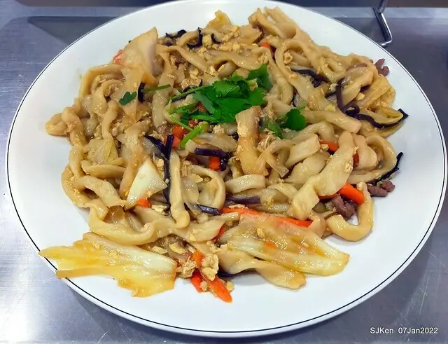 (北投石牌美食)「彈牙彈牙麵店」--- 招牌木須肉絲炒麵入口彈牙，份量十足吃得過癮!