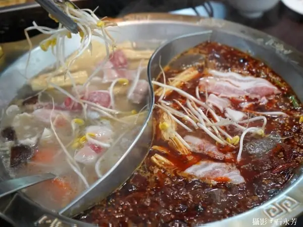 台中川菜推薦–川麵道烤魚/口水雞/水煮牛/麻辣小龍蝦/重慶小麵