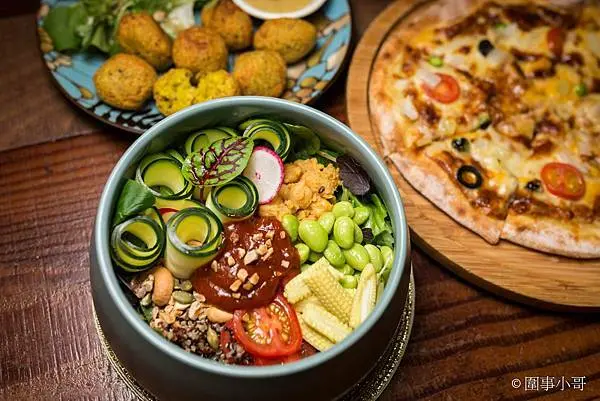 中壢龍岡美食推薦-小樹日和義式蔬食料理，堅持使用天然食材做出一道道美味健康的各式義式料理，連愛吃肉的我都能接受喔！