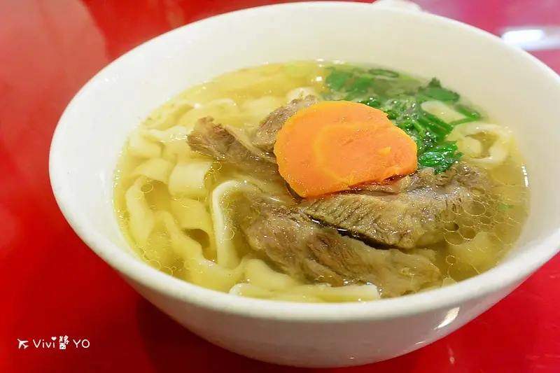 台北大安區 捷運麟光站、六張犁站 真善美牛肉麵(老宋記) 好吃平價CP值高